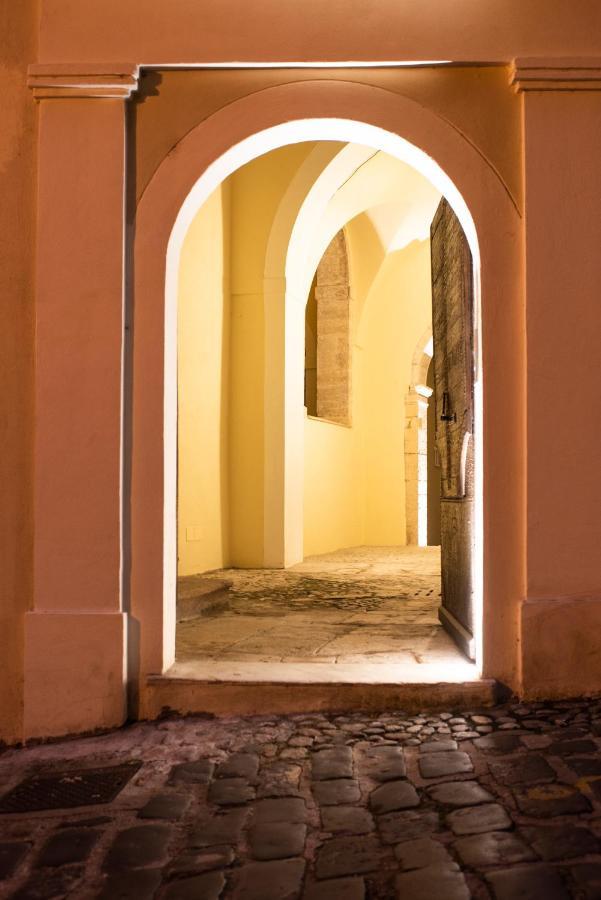 Dimora De Matera Luxury Suites Cosenza Exterior photo